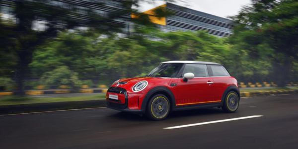 Mini Cooper SE Charged Edition : New limited-edition electric car.