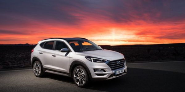 Hyundai Tucson facelift disclosed, scheduled to be in india.