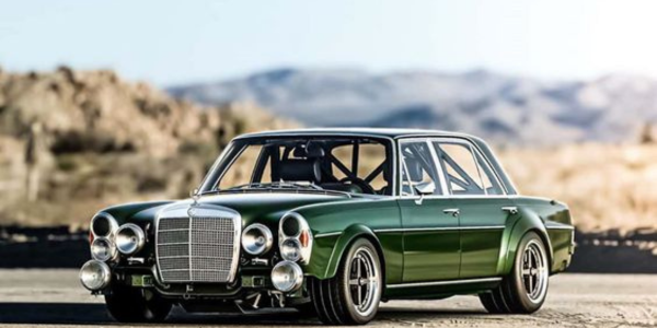 Mercedes-Benz Classic Car Rally marks its 10th year.