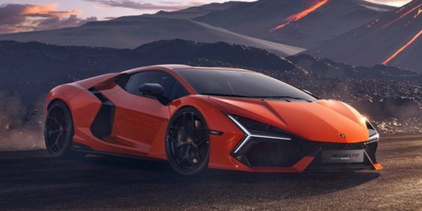 Lamborghini Revuelto unveils at Rs 8.89crore.